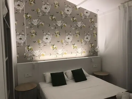 Tek Büyük veya İki Ayrı Yataklı Oda