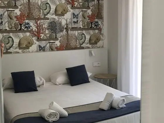 Tek Büyük veya İki Ayrı Yataklı Oda