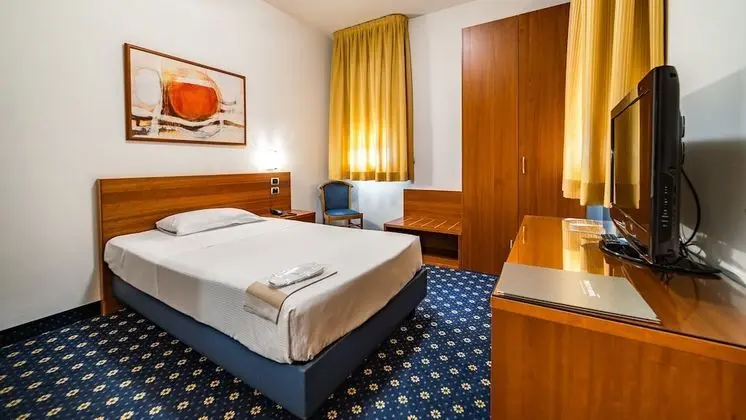Comfort Tek Kişilik Oda