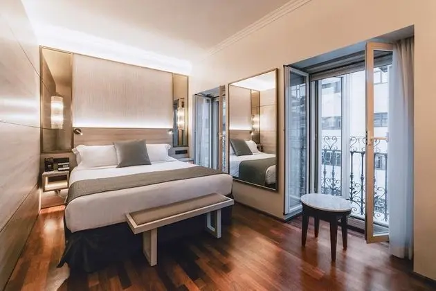 Deluxe Tek Büyük veya İki Ayrı Yataklı Oda