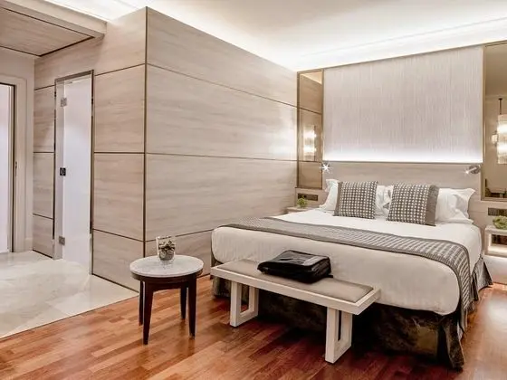 Deluxe Tek Büyük veya İki Ayrı Yataklı Oda