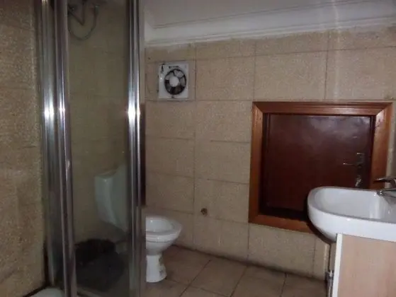 Classic Tek Büyük Yataklı Oda
