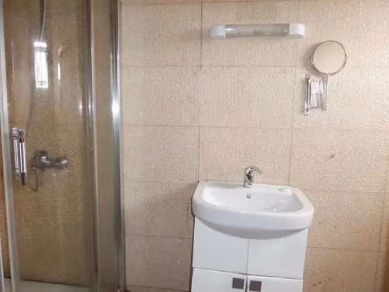 Executive Tek Büyük Yataklı Oda
