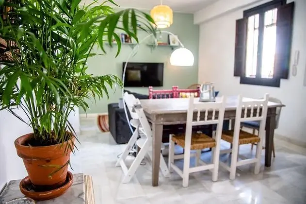 Ev, 3 Yatak Odası, Teras, Bahçe Manzaralı