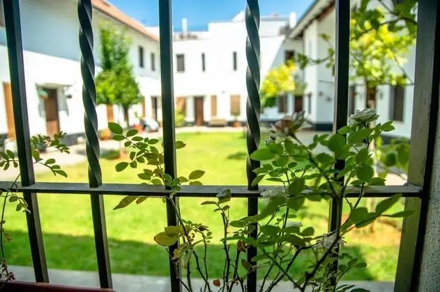 Ev, 3 Yatak Odası, Teras, Bahçe Manzaralı
