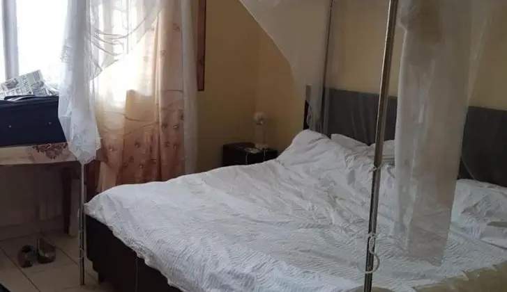 Standard Tek Büyük veya İki Ayrı Yataklı Oda, Sigara İçilmez