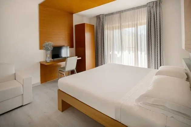 Deluxe Tek Büyük veya İki Ayrı Yataklı Oda