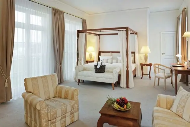 Executive Oda, Balkon