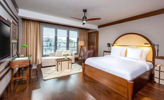 Deluxe Tek Büyük Yataklı Oda
