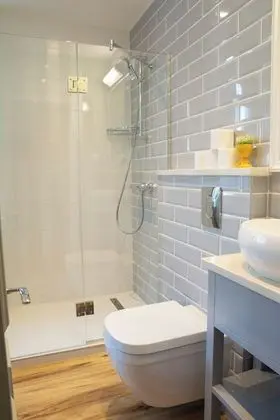 Apart Daire, 2 Yatak Odası, Mutfak (Free Sauna, Steambath & Jacuzzi)