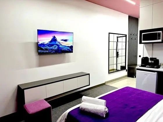 Romantic Tek Büyük Yataklı Oda