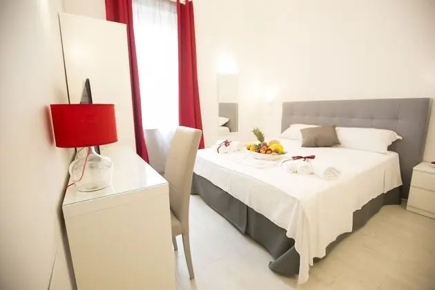 Tek Büyük veya İki Ayrı Yataklı Oda, Şehir Manzaralı