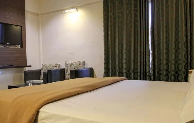 Deluxe Tek Büyük veya İki Ayrı Yataklı Oda, 1 Yatak Odası, Engellilere Uygun, Sigara İçilebilir