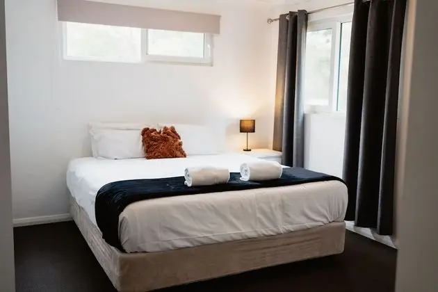 Apart Daire, Zemin Kat (Self Contained Apartment #1)