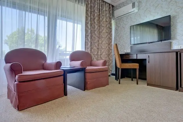 Standard Tek Büyük veya İki Ayrı Yataklı Oda