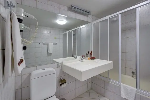 Standard Tek Büyük veya İki Ayrı Yataklı Oda