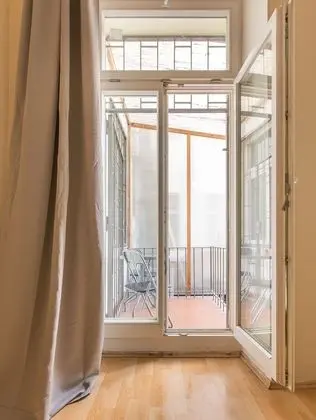 Apart Daire, Şehir Manzaralı