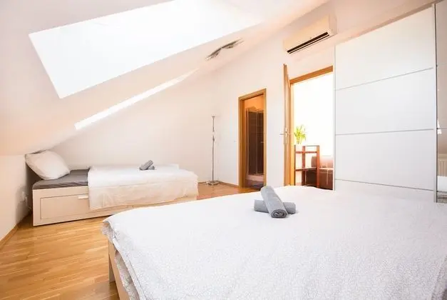 Apart Daire, Birden Çok Yatak, Sigara İçilmez, Şehir Manzaralı