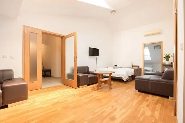 Apart Daire, Birden Çok Yatak, Sigara İçilmez, Şehir Manzaralı