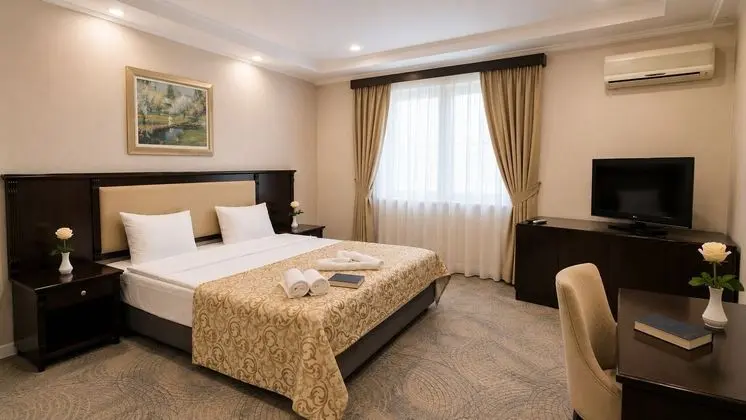 Standard Tek Büyük Yataklı Oda