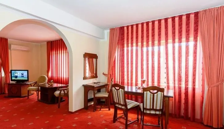Family Süit, Birden Çok Yatak, Sigara İçilmez