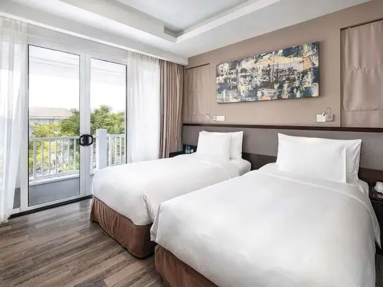 Villa, 4 Yatak Odası, Kişiye Özel Havuzlu, Bahçe Manzaralı