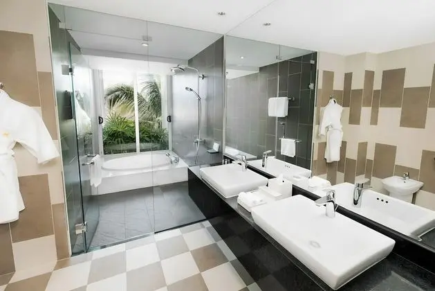 Villa, 4 Yatak Odası, Kişiye Özel Havuzlu, Bahçe Manzaralı