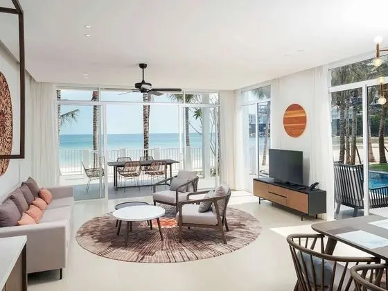 3 bedroom Beachfront Villa with Private Pool
