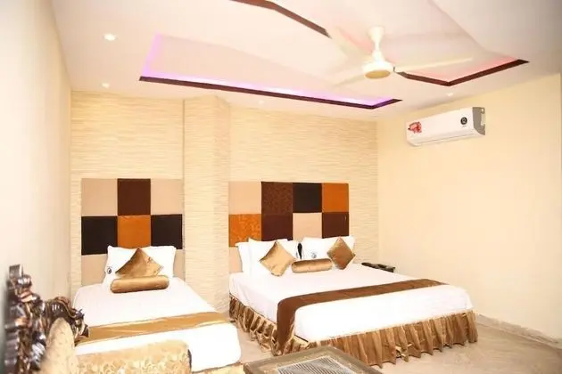 Deluxe Üç Kişilik Oda