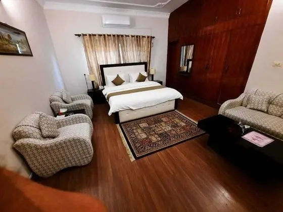 Deluxe Tek Büyük Yataklı Oda