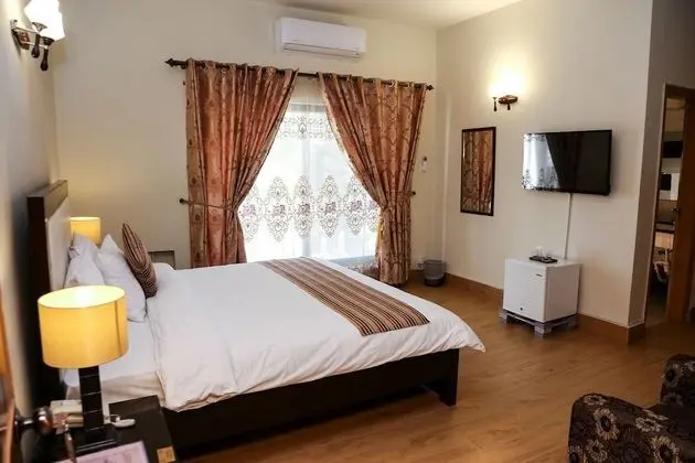 Deluxe Tek Büyük Yataklı Oda