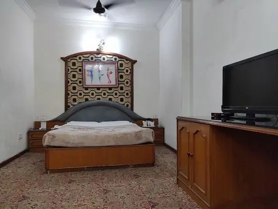 Superior Tek Büyük Yataklı Oda