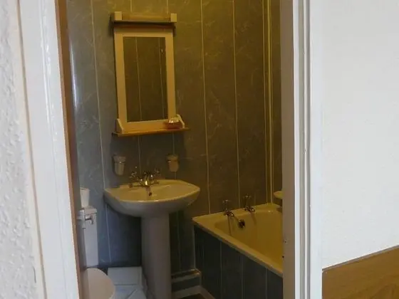Tek Büyük Yataklı Oda, Banyolu/Duşlu