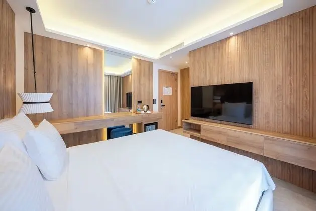 Deluxe Tek Büyük Yataklı Oda, Bahçe Manzaralı