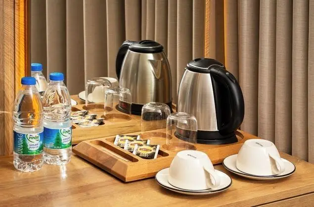 Deluxe Tek Büyük Yataklı Oda, Balkon, Deniz Manzaralı