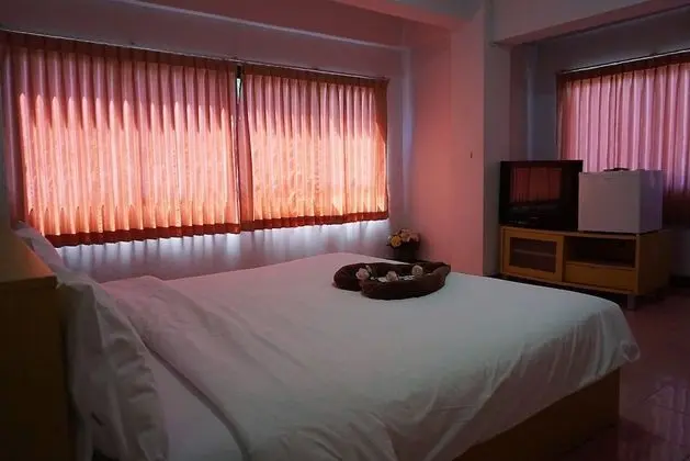 Standard Double Room with Bathtub