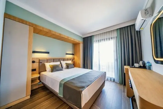 Standart Oda - Deniz Manzarali