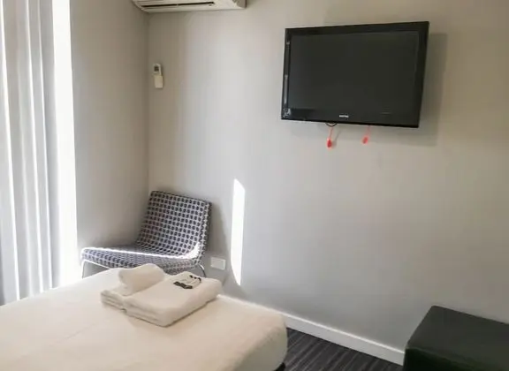 Classic Oda, 1 Tek Kişilik Yatak, Sigara İçilmez, Ortak Banyo (Single Room)