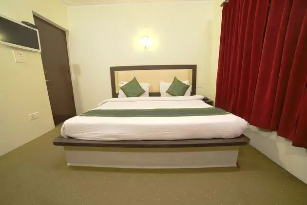 Premier Tek Büyük Yataklı Oda