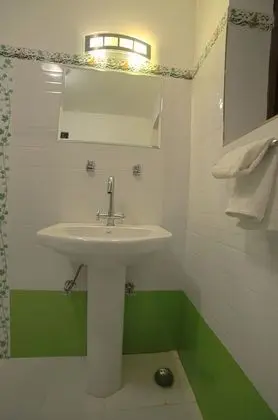 Premier Tek Büyük Yataklı Oda