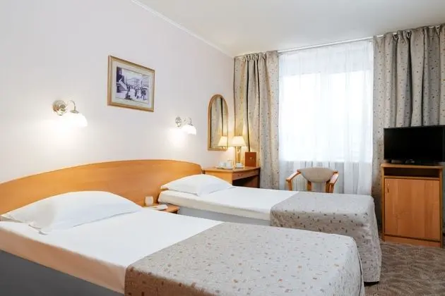 1 Çift ​​kişilik Yatak Business