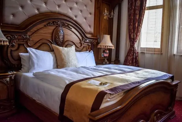 Comfort Tek Büyük Yataklı Oda