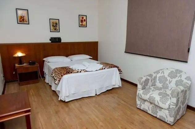 Luxury Tek Büyük Yataklı Oda