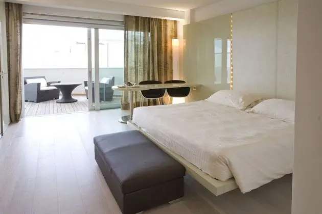 Comfort Üç Kişilik Oda, Teras, Bahçeli