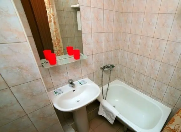 Standard Tek Büyük veya İki Ayrı Yataklı Oda