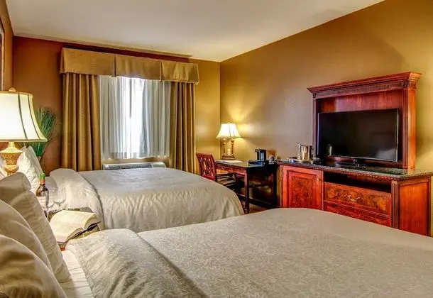 Standard Oda, 2 Büyük (Queen) Boy Yatak