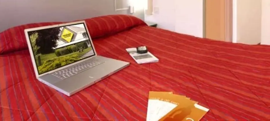 Standard Oda, Birden Çok Yatak (1 Double and 1 Single bed)