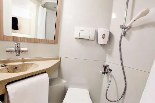 Standard Oda, 1 Çift Kişilik Yatak