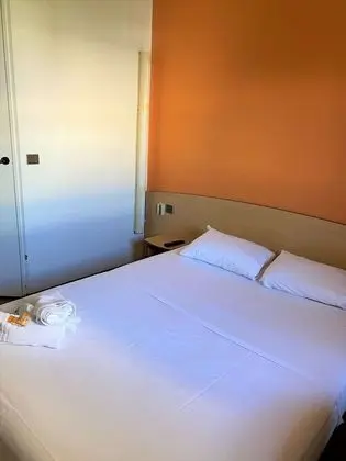 Standard Oda, 1 Çift Kişilik Yatak