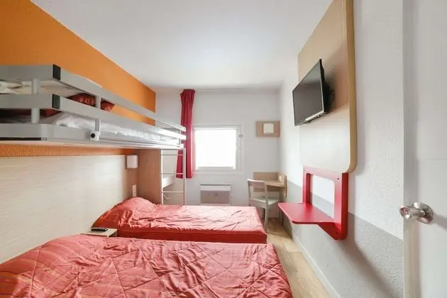 Standard Oda, 3 Tek Kişilik Yatak (Shared Bathroom)